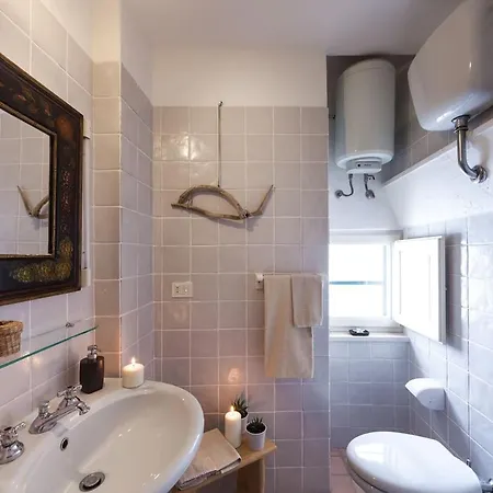 Cuore Di Pietra - Centro Storico 아파트